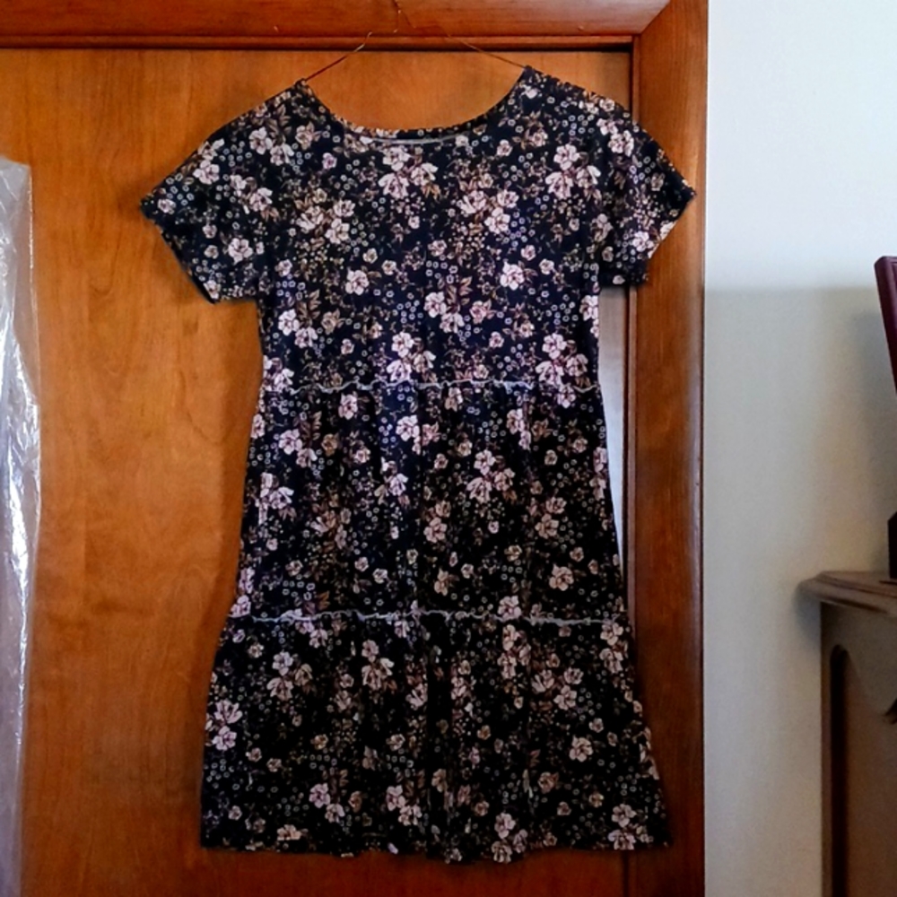 2 for $8 Girl's dress, L(10-12), by Old Navy.  Black background w/cream flowers.